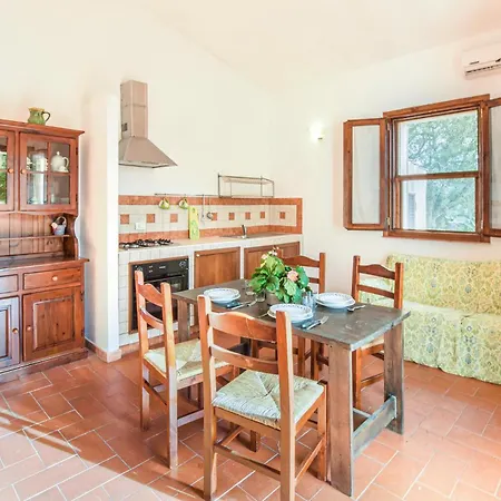 Pet Friendly In With Swimming Pool * Sedini