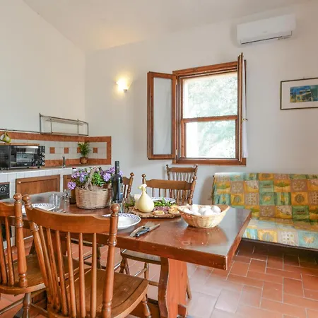 Pet Friendly In With Swimming Pool * Sedini